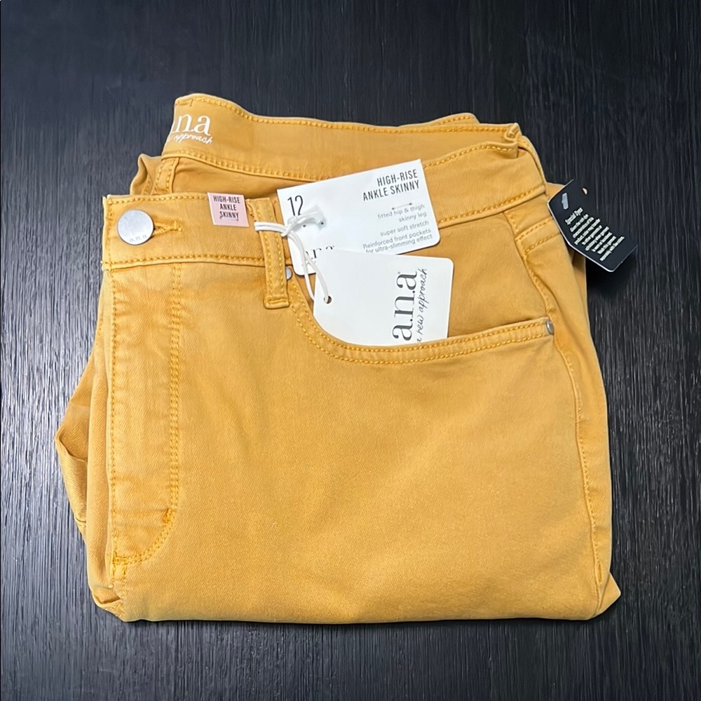 a.n.a High-Rise Ankle Skinny Jeans in Golden Yellow